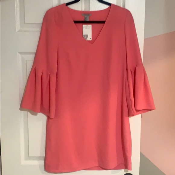H&M Dresses & Skirts - Pink Bell Sleeve Dress